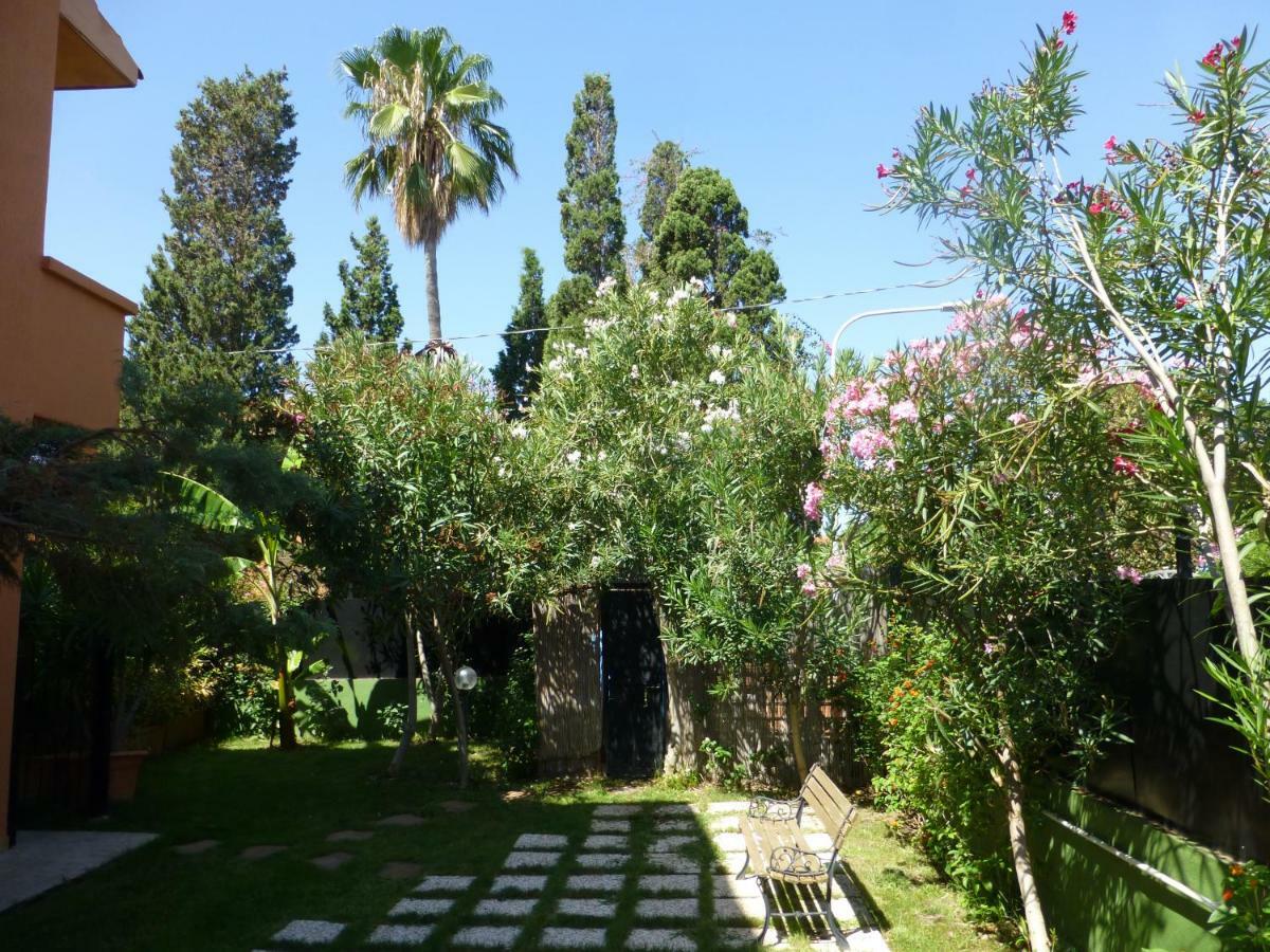 Casa Vacanza Appartamenti Al Mare Capoterra Buitenkant foto